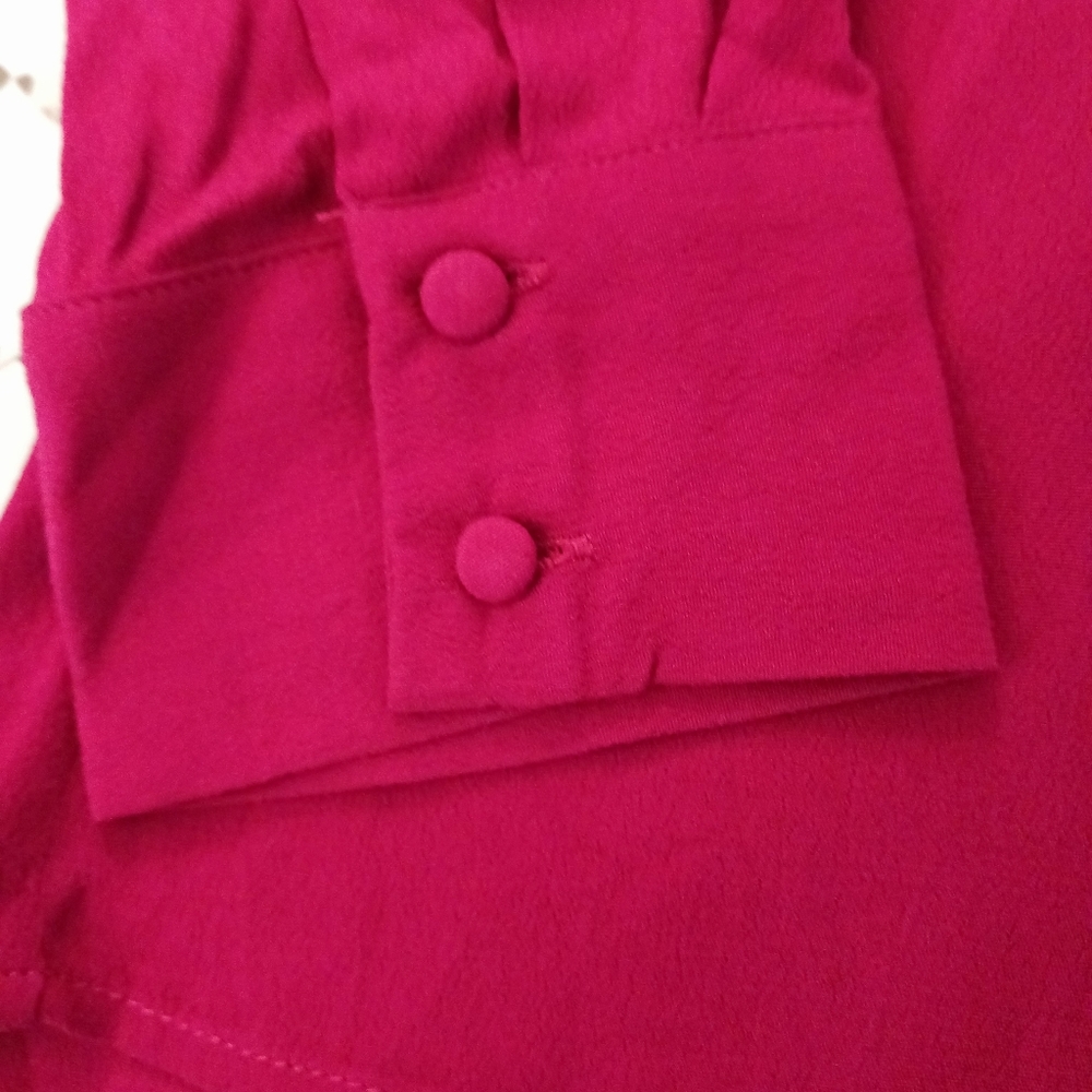 NWT Ruffle Tie Tip - Picture 3 of 7